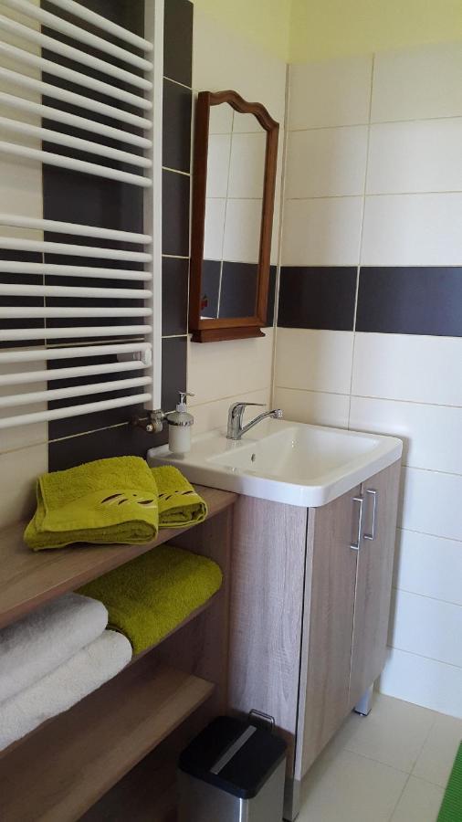 Apartman Ella - Tabor -Cz - U Stadionu Miru 1735 Zewnętrze zdjęcie