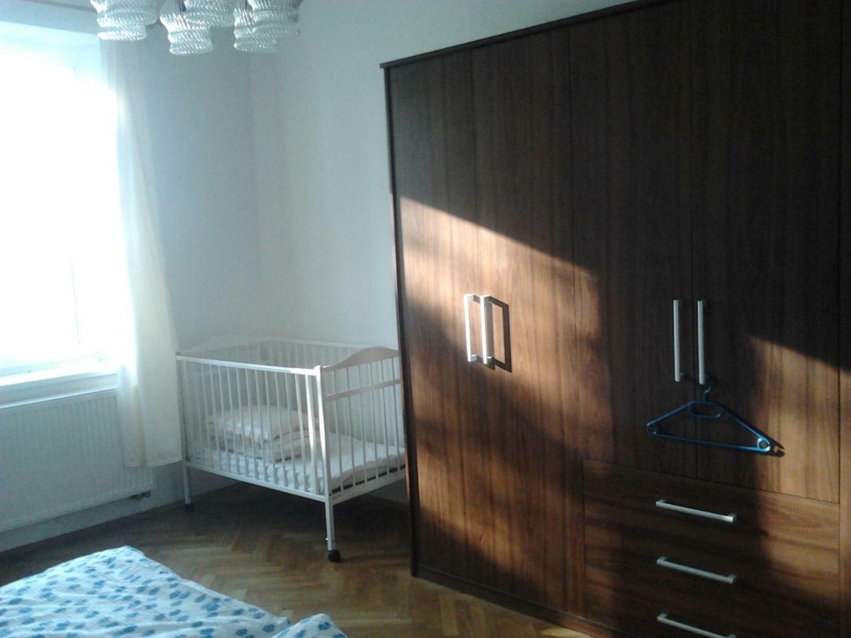 Apartman Ella - Tabor -Cz - U Stadionu Miru 1735 Zewnętrze zdjęcie
